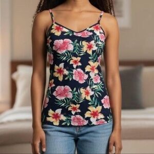 No Boundaries Women’s Floral Stretchy Top, Medium (7-9)